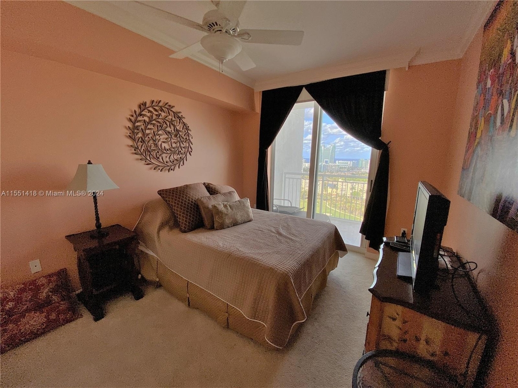 1755 E Hallandale Beach Blvd - Photo 9