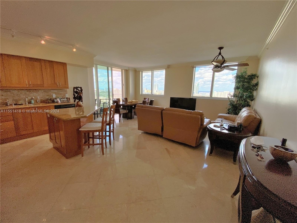 1755 E Hallandale Beach Blvd - Photo 1