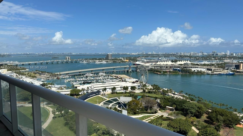 50 Biscayne Blvd - Photo 2