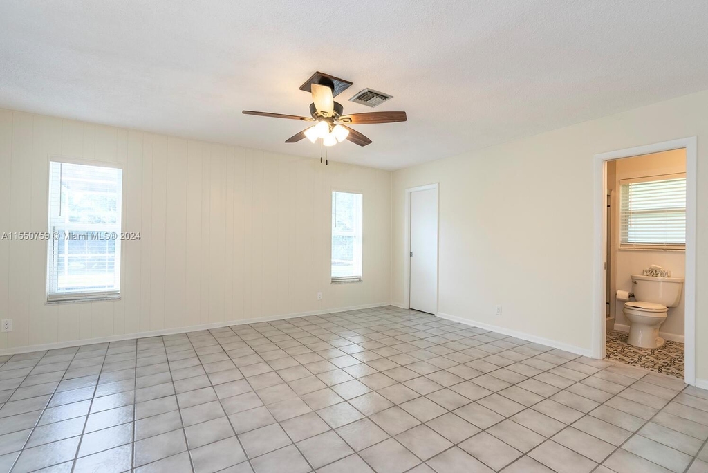 11780 Hermitage Dr - Photo 10