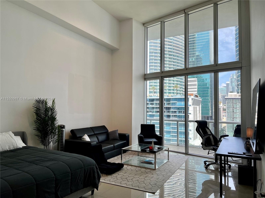 475 Brickell Ave - Photo 2