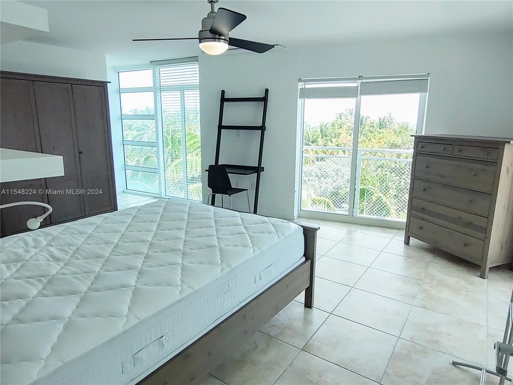 7600 Collins Ave - Photo 15