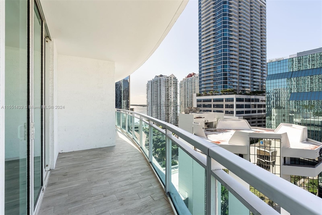 951 Brickell Ave - Photo 13