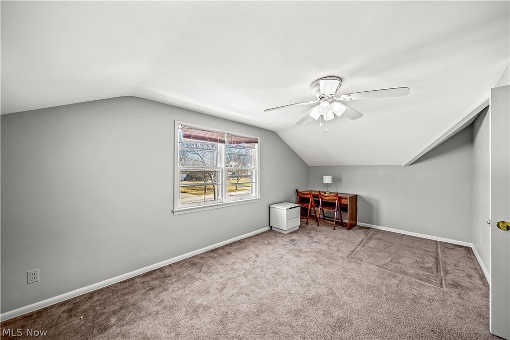 21516 Halworth Road - Photo 23