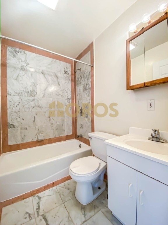 200 East 7th Street - Photo 7