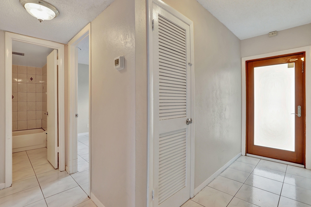 11651 Royal Palm Boulevard - Photo 30