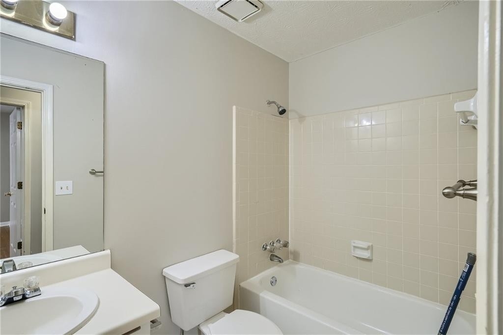 1378 Glen Verde Court - Photo 18