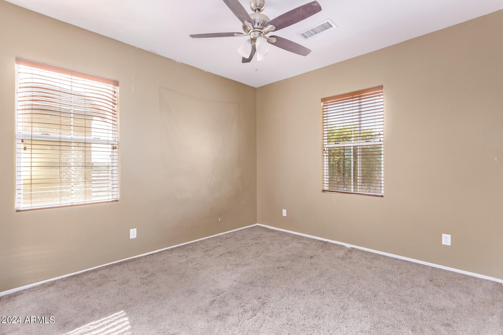 1185 E Gail Drive - Photo 33