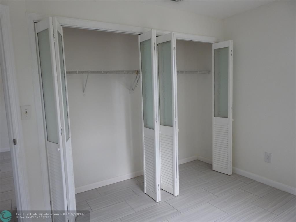 1534 Sw 10th Ave - Photo 12