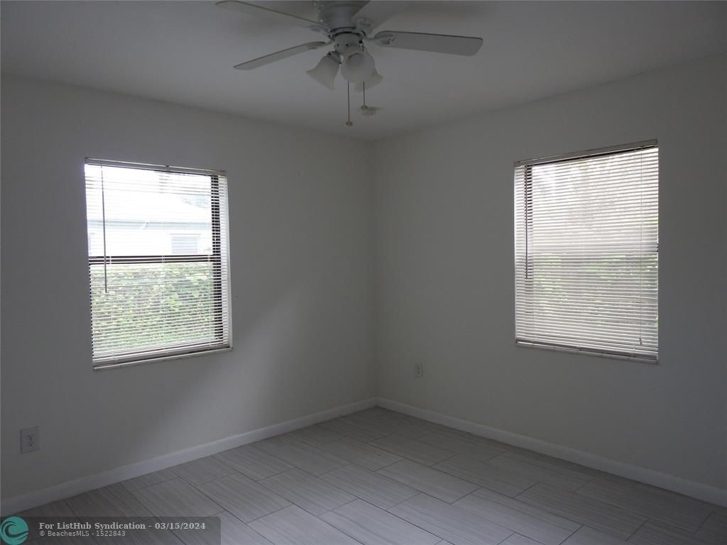1534 Sw 10th Ave - Photo 13