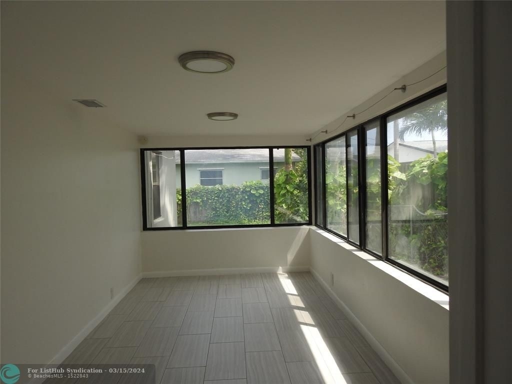 1534 Sw 10th Ave - Photo 10