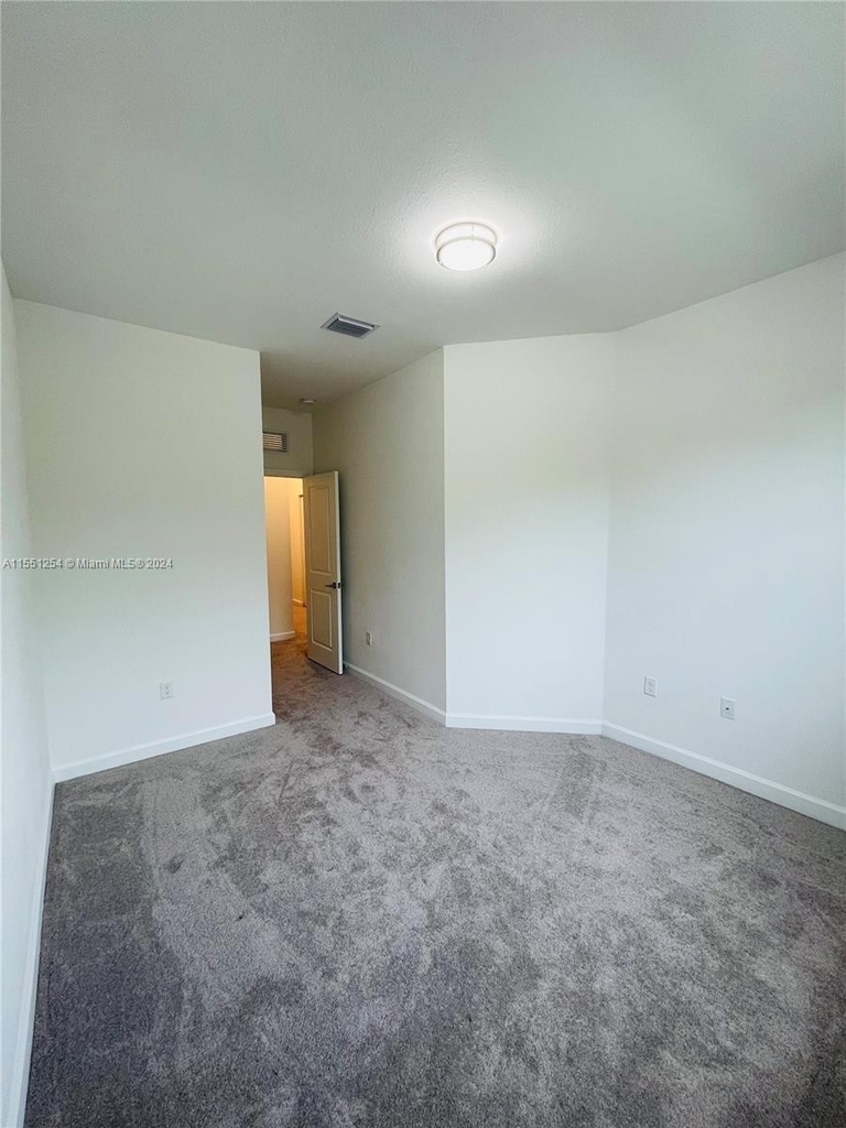 25556 Sw 108th Ave - Photo 17