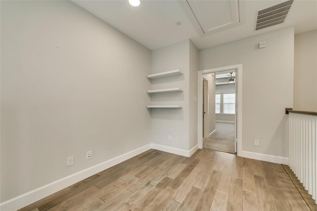 5858 Orion Place - Photo 15