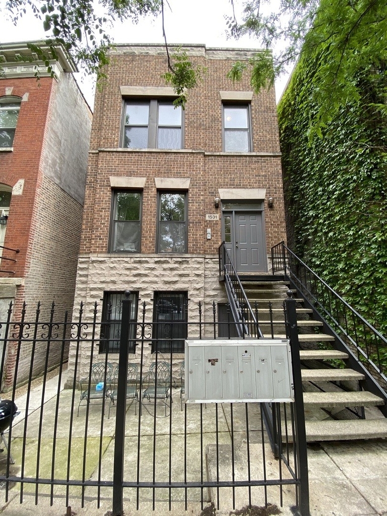 1531 W Thomas Street - Photo 0