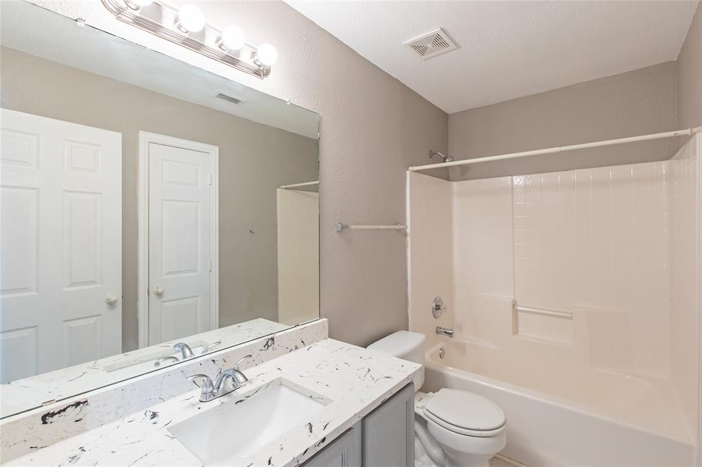 5108 Boxwood Lane - Photo 11