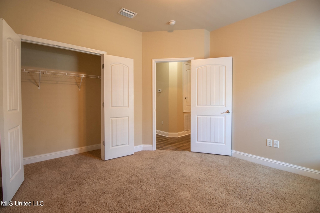 123 Clear Springs Circle - Photo 16