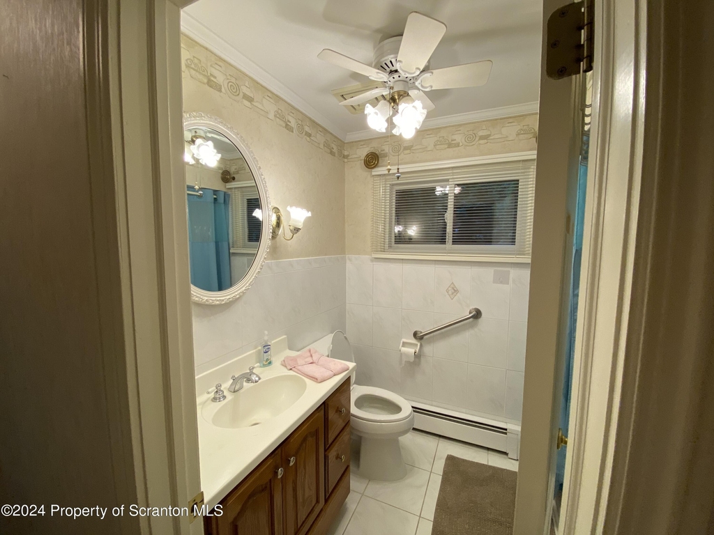 1833 S Webster Avenue - Photo 10