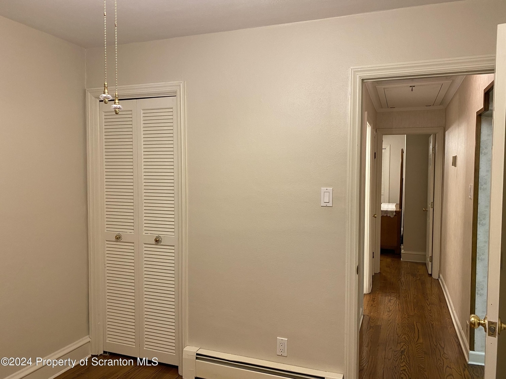 1833 S Webster Avenue - Photo 13