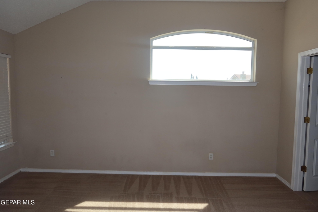 14173 Spanish Point - Photo 18