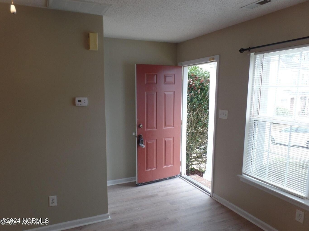 111 Woodlake Court - Photo 1