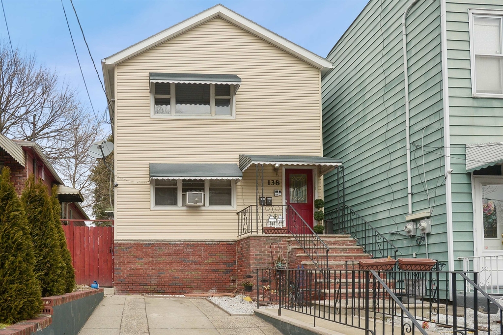 138 Carteret Ave - Photo 9