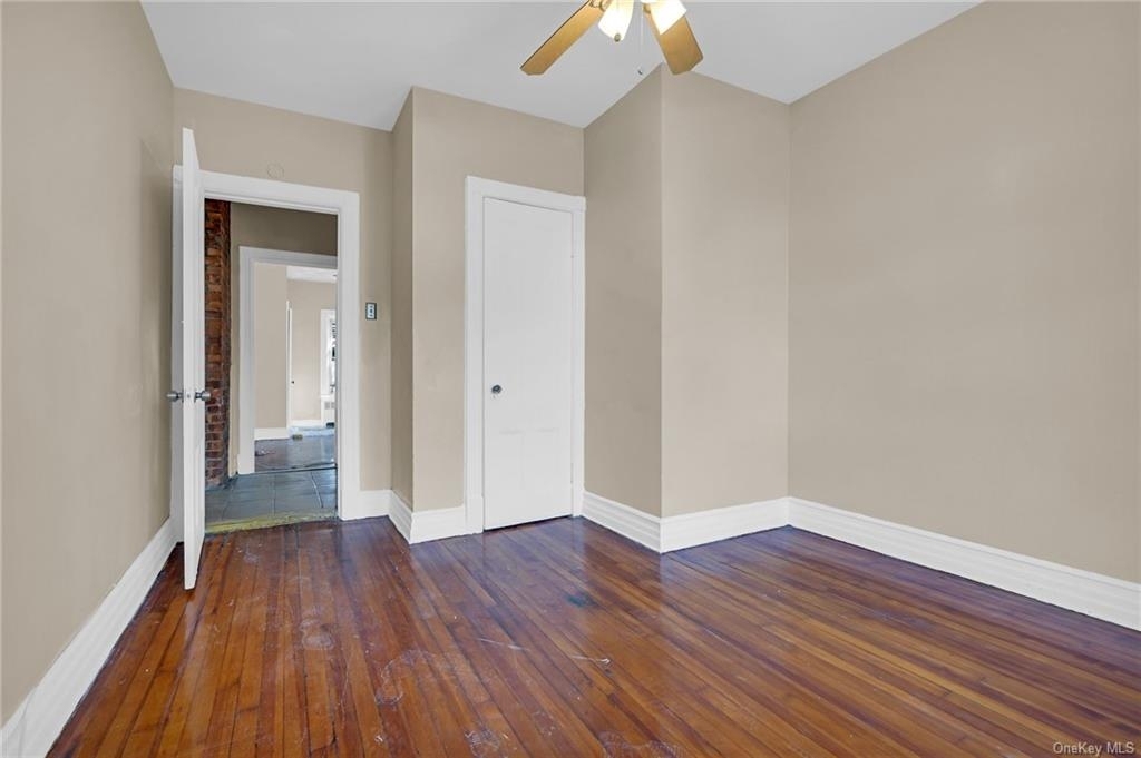 139 Franklin Avenue - Photo 3