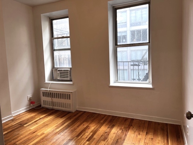 245 West 26th Street - Photo 5