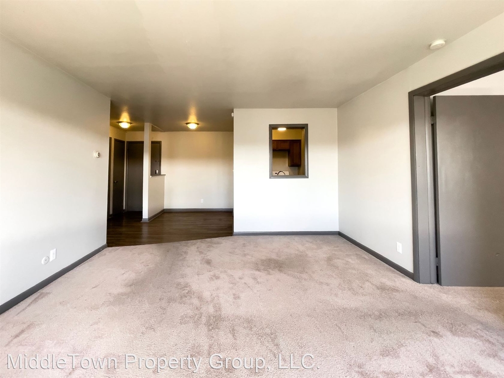 808 W Riverside Ave - Photo 10