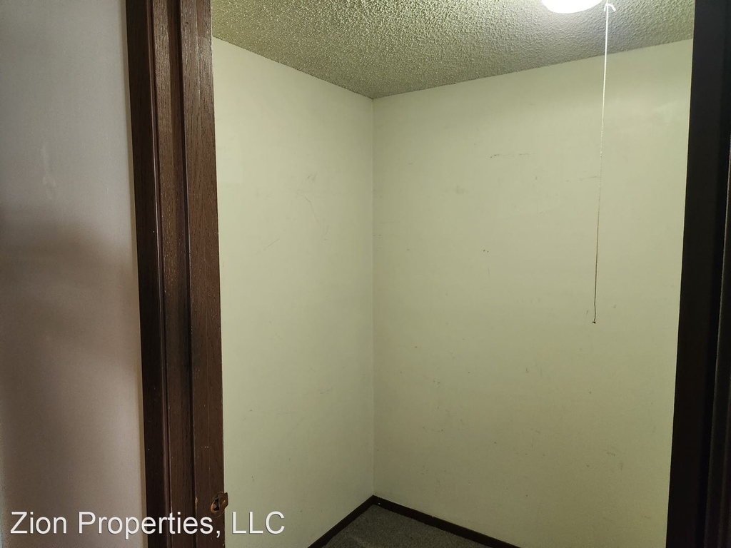 120 River St - Photo 3