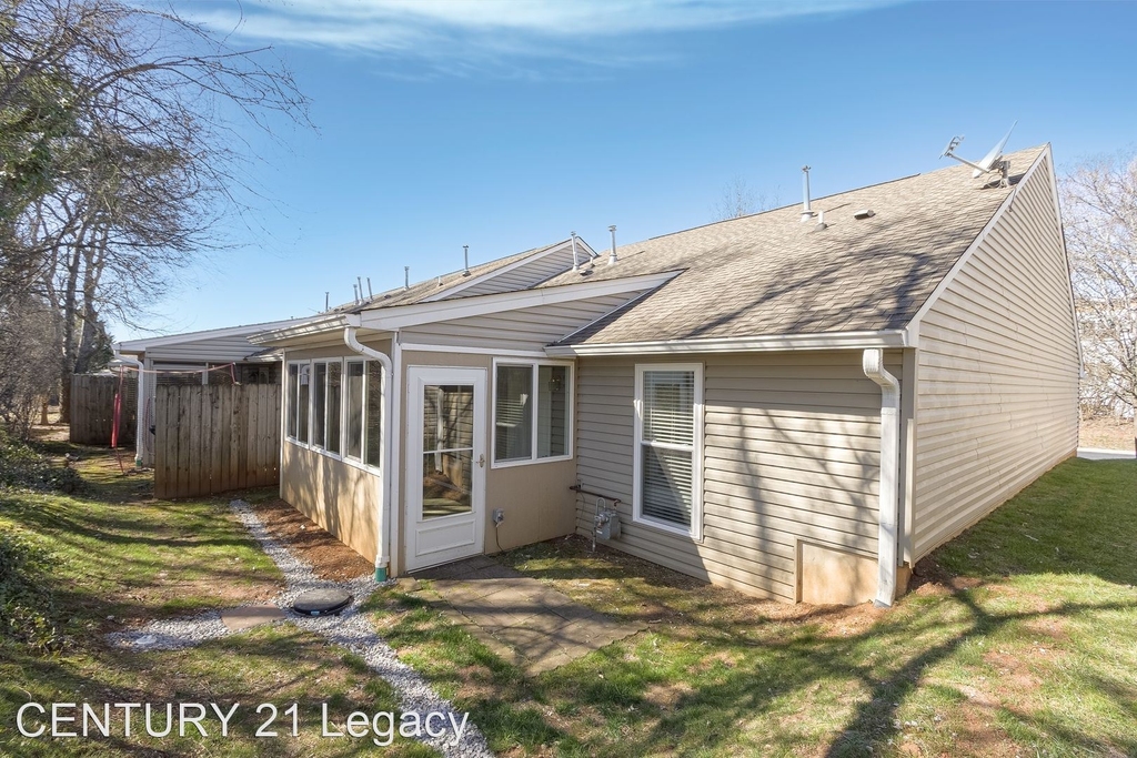 228 Dalton Place Way - Photo 18