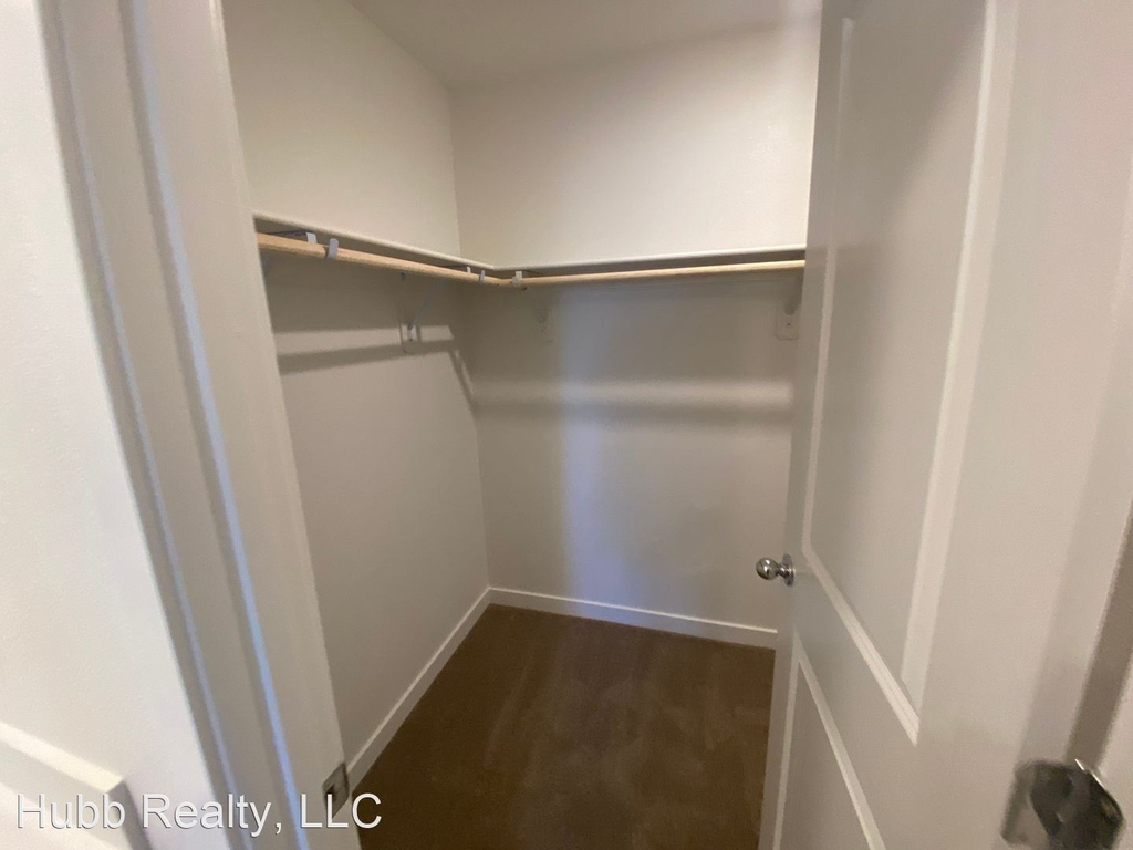 512 Winter Sky Drive - Photo 19