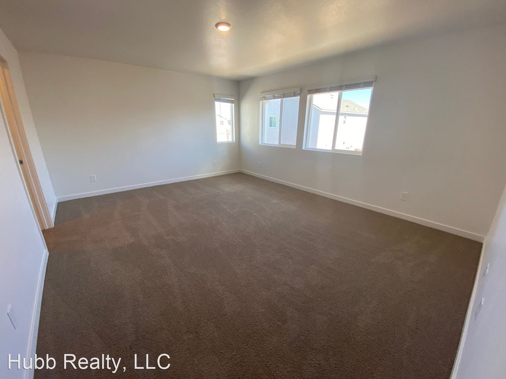 512 Winter Sky Drive - Photo 18