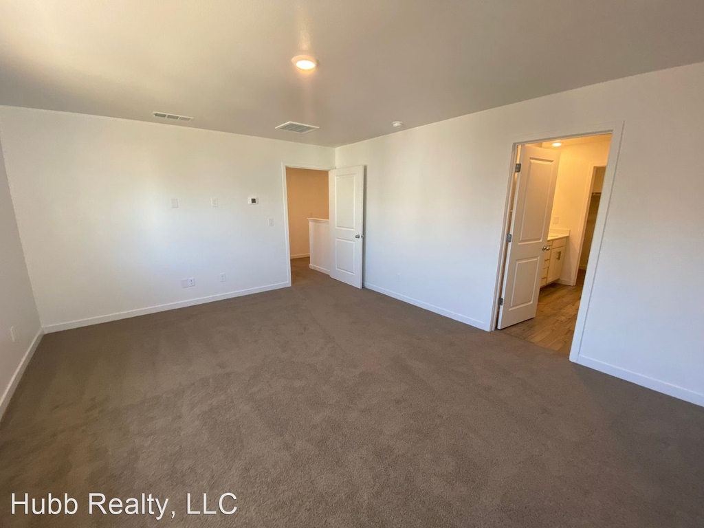 512 Winter Sky Drive - Photo 17