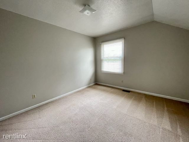 124 Lee Ave - Photo 4