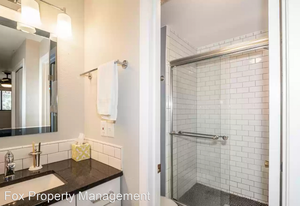 665 Manhattan Drive, Unit 201 - Photo 9