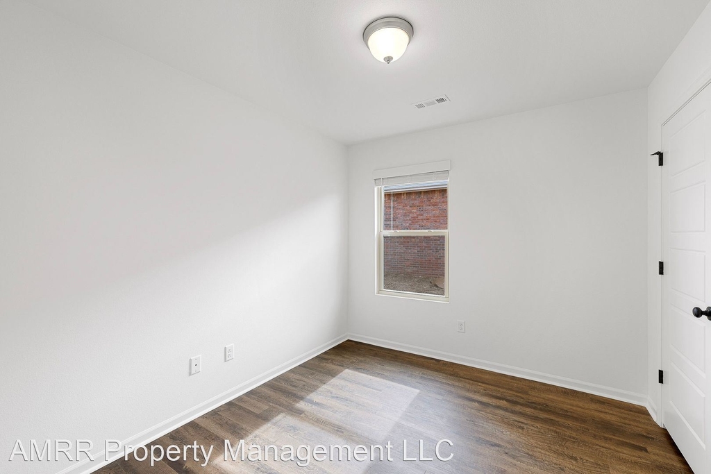 1105 Sw 3rd Ave - Photo 29