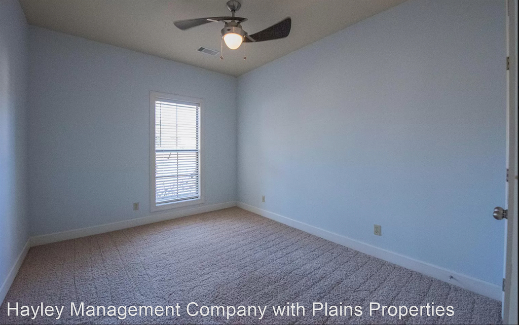 2670 Canal Ct. - Photo 2
