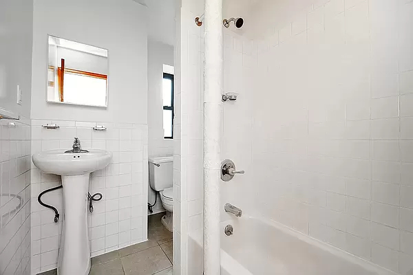 328 East 14th Street - Photo 4