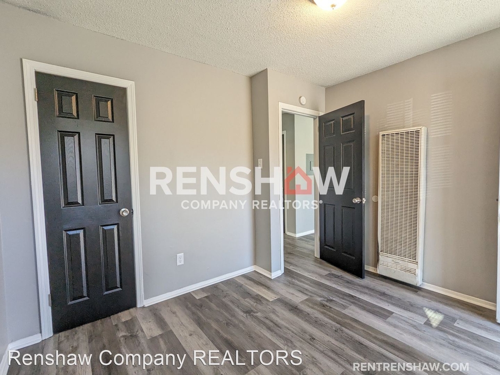 1265 James St - Photo 8