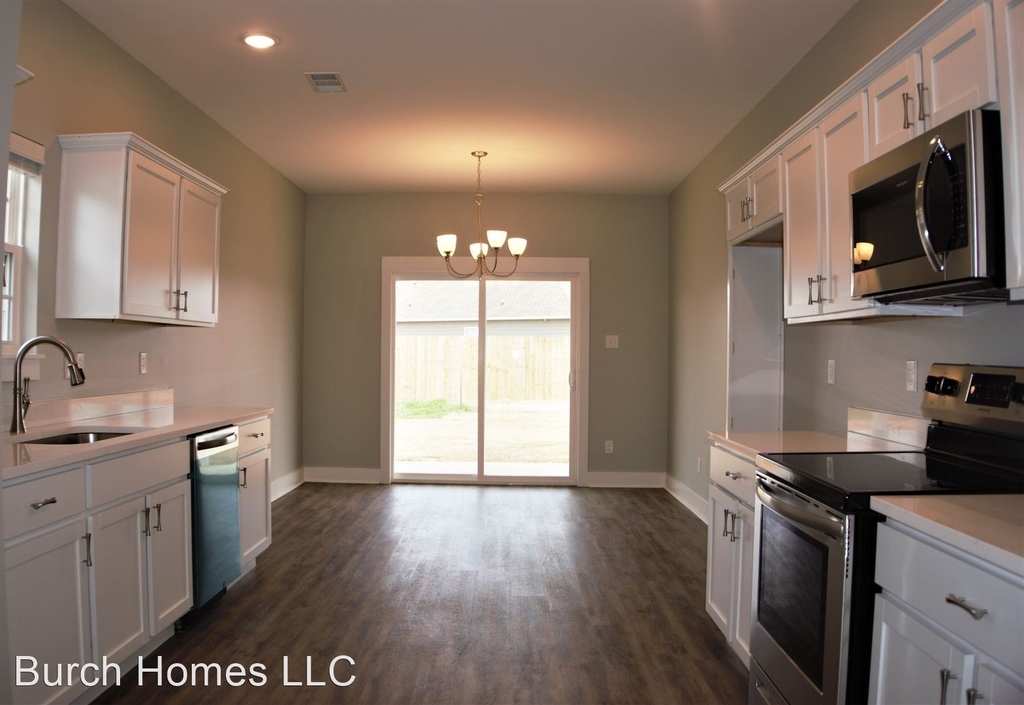3600 Red Maple Way - Photo 4