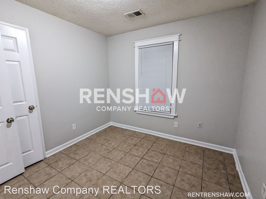 395 Edith Avenue - Photo 18