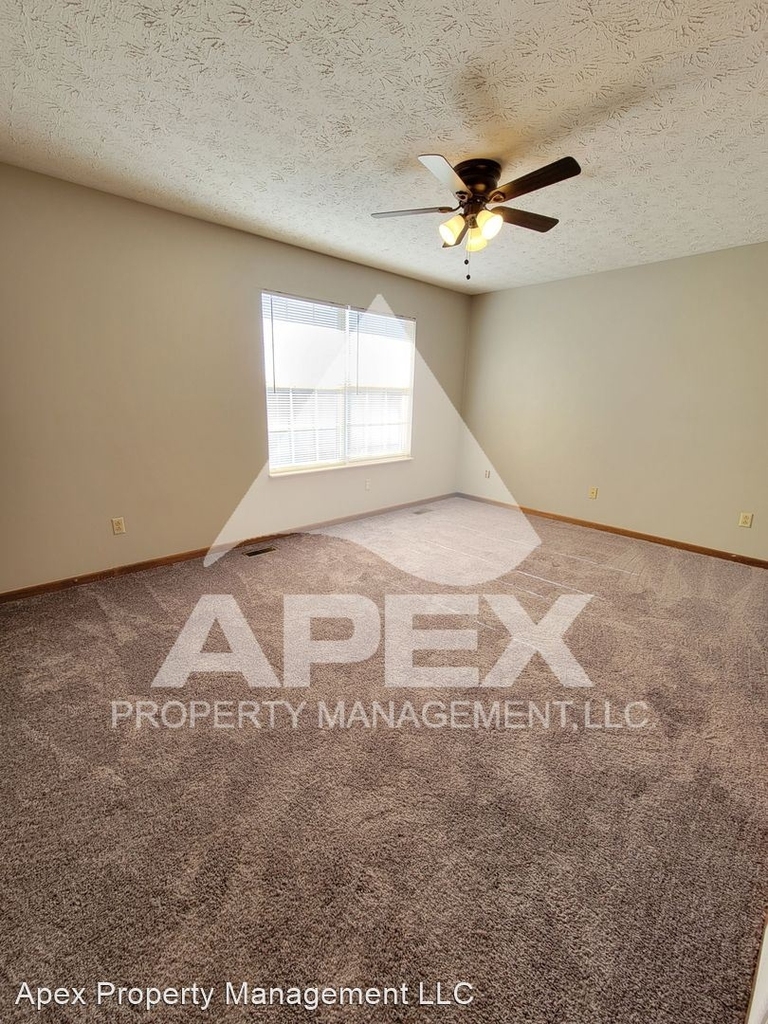 7944 Andersonville Pike - Photo 21