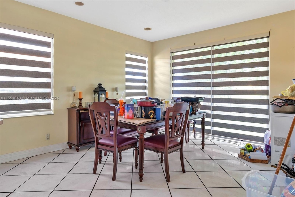 13218 Sw 54th Ct - Photo 6