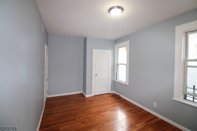 150 Mapes Ave - Photo 13