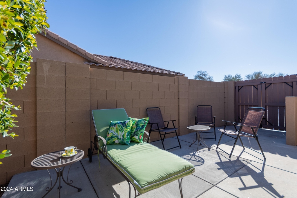 16118 W Vale Drive - Photo 24