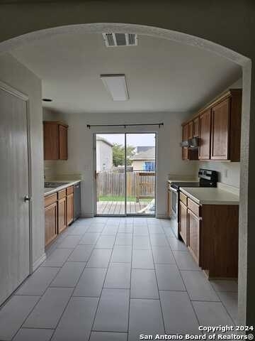 2707 Bluff Crossing - Photo 8