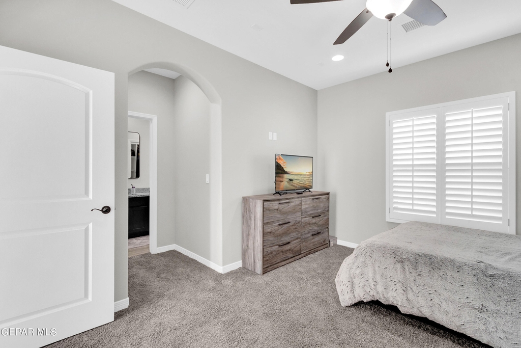 14805 Pebble Hills Boulevard - Photo 13