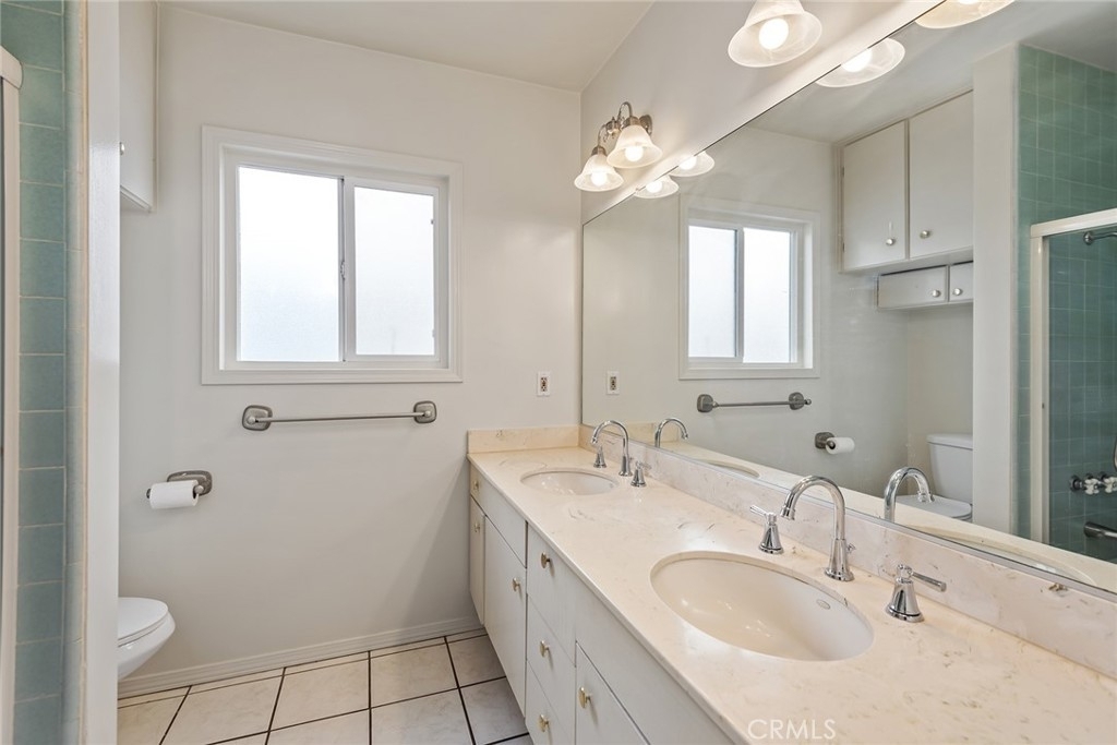 20228 Gifford Street - Photo 22