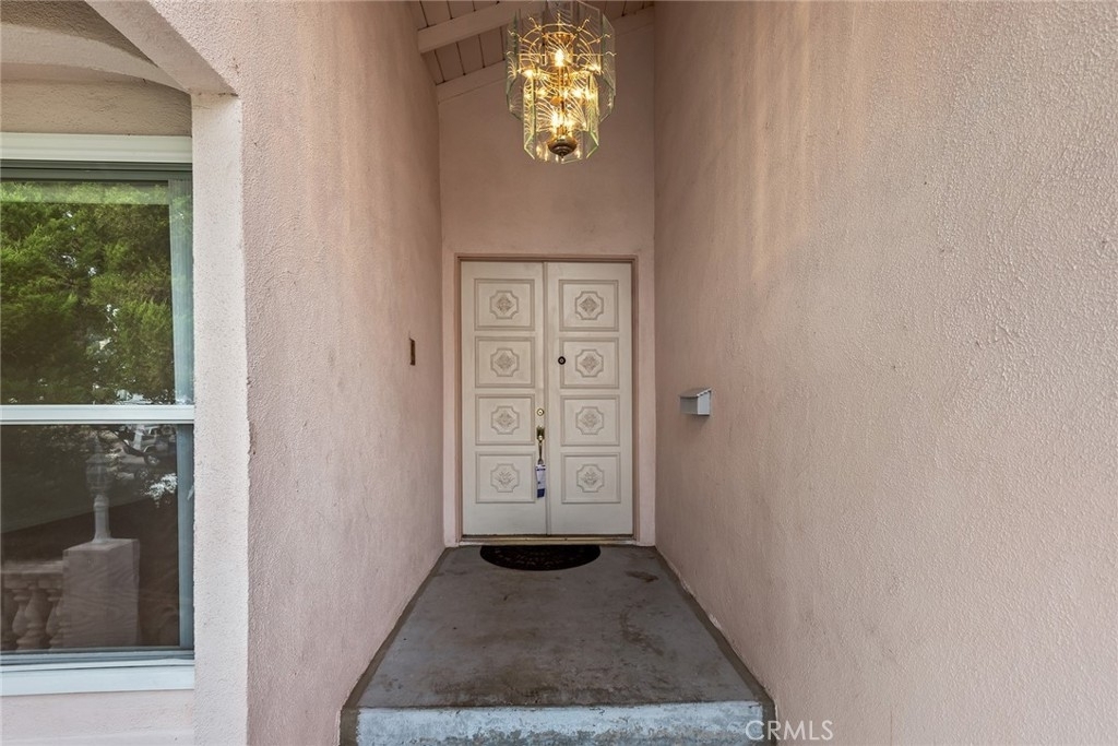 20228 Gifford Street - Photo 2