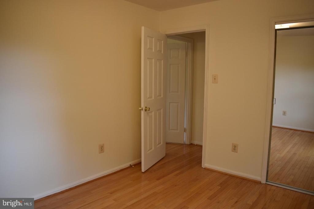 19 Allenhurst Ct - Photo 2